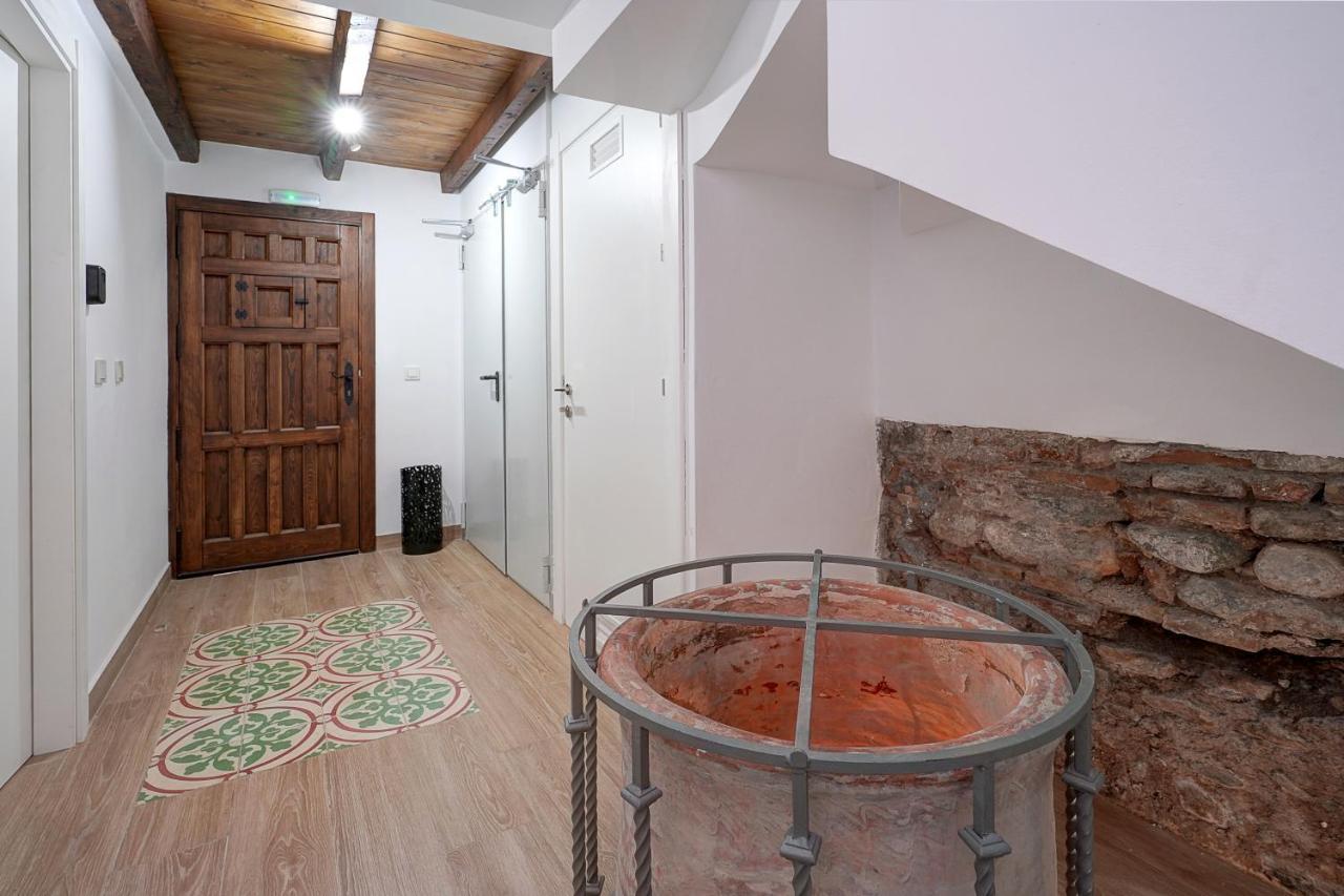 Tina Home Granada Luaran gambar